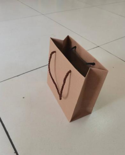 手提袋印刷過(guò)程中遇到的問題(ti)及解決方法！