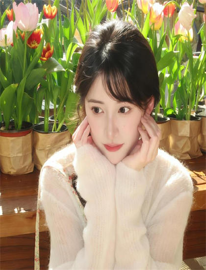 双面娘亲飒英姿和其他作品相比如何？对比分析与评价，未删减版