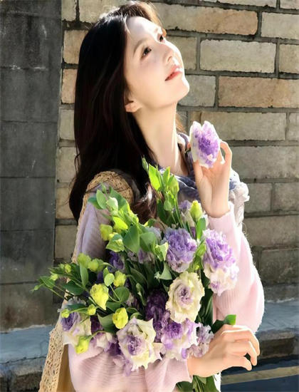 表演艺术《圣徒芭芭拉》：探索流媒体的平台竞争与内容策略 感受表演的情感力量